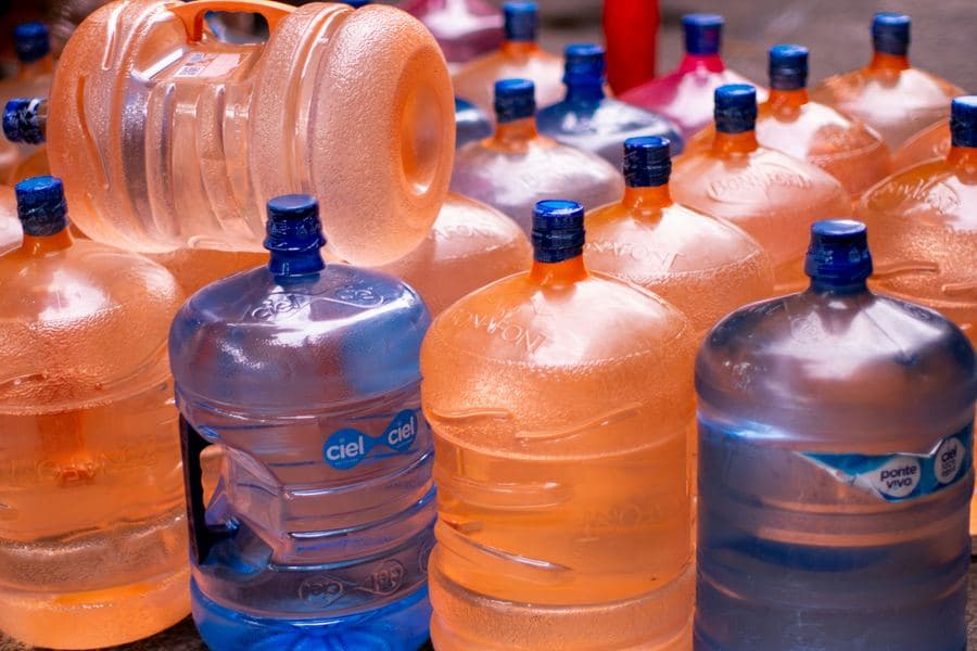 ¿Puedo tomar agua alcalina aún si la recomendación de un médico?